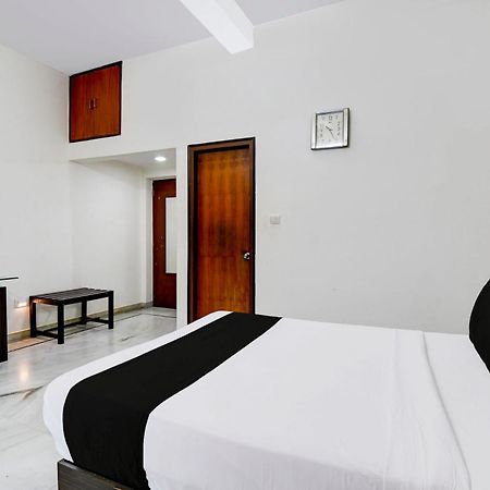 Liluāh Hotel O Next Generation Guest House מראה חיצוני תמונה